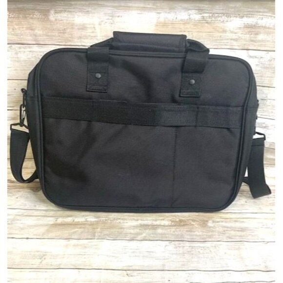 Everest Black Ballistic PU Laptop Briefcase 16"x12"x4" With Adjustable Shoulder - Picture 3 of 5